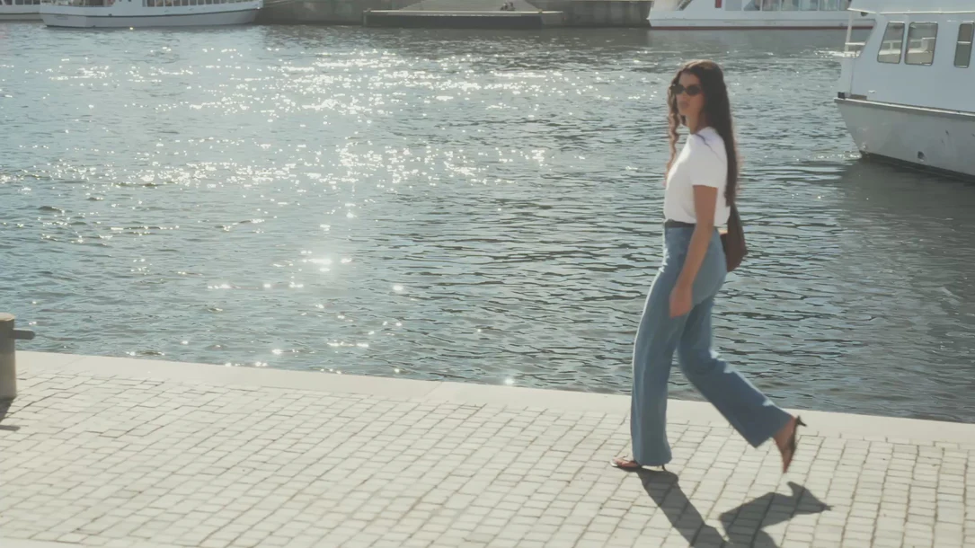 Effortless Style. Elevated Comfort.
