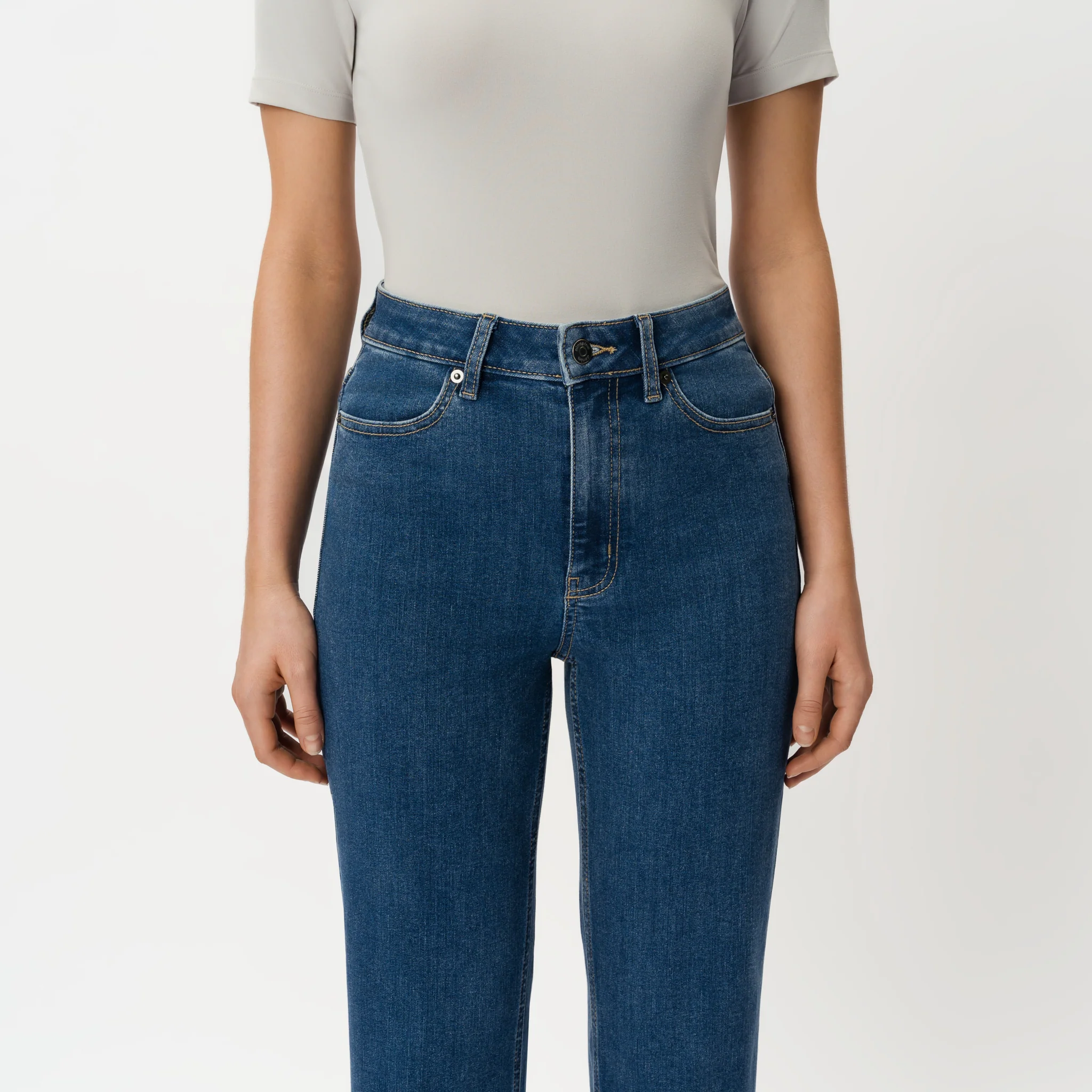 Classic Straight ComfortDenim™ Jeans - Image 8