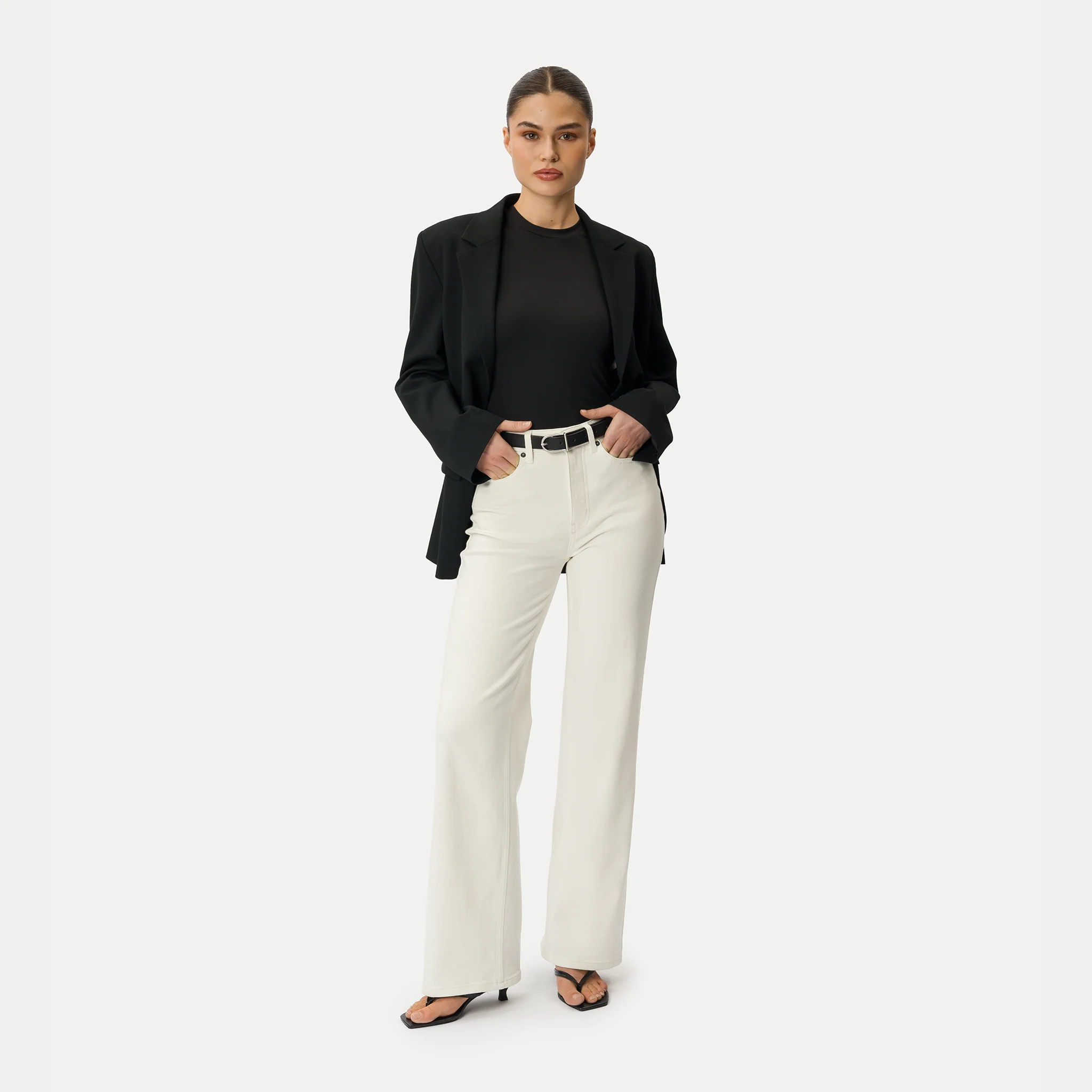 Relaxed ComfortDenim™ Jeans - Image 3