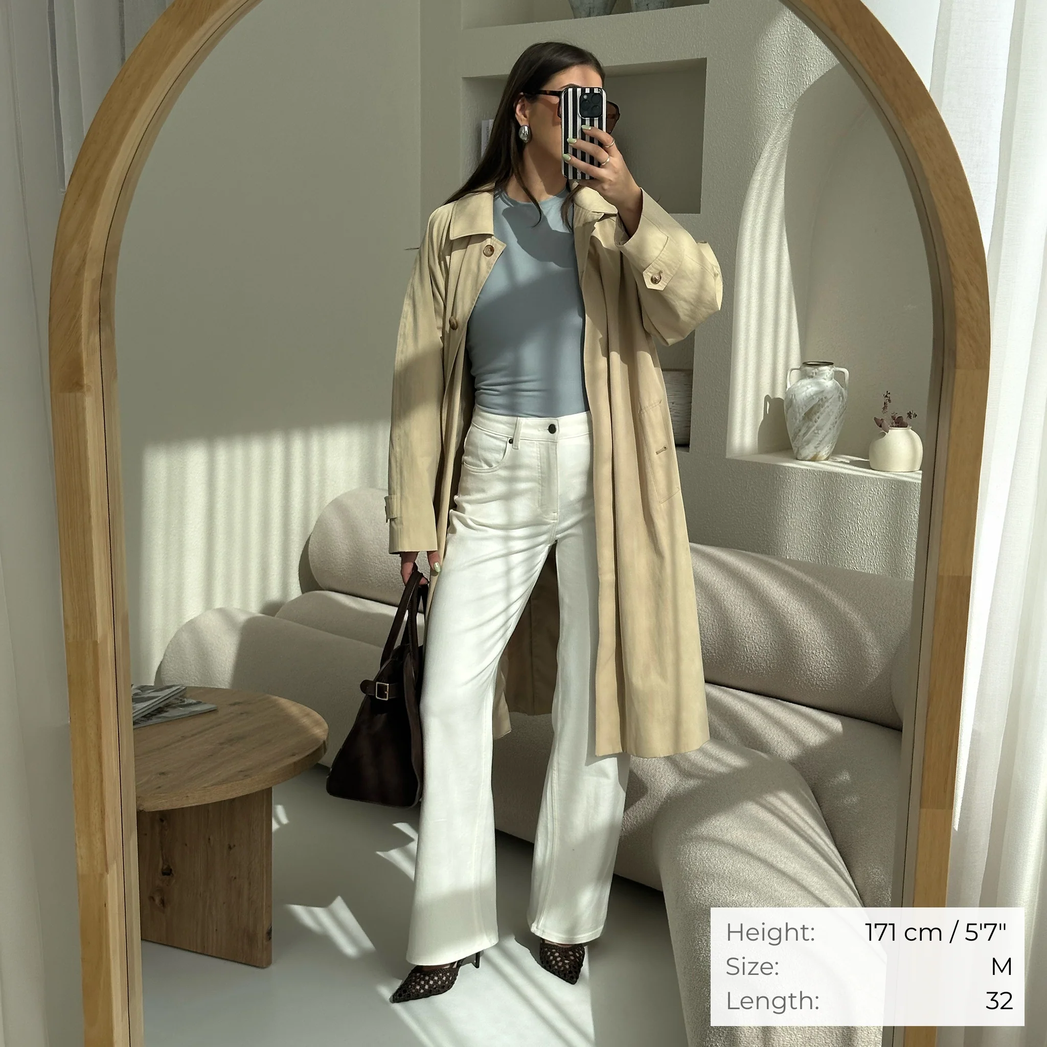 Relaxed ComfortDenim™ Jeans - Image 9