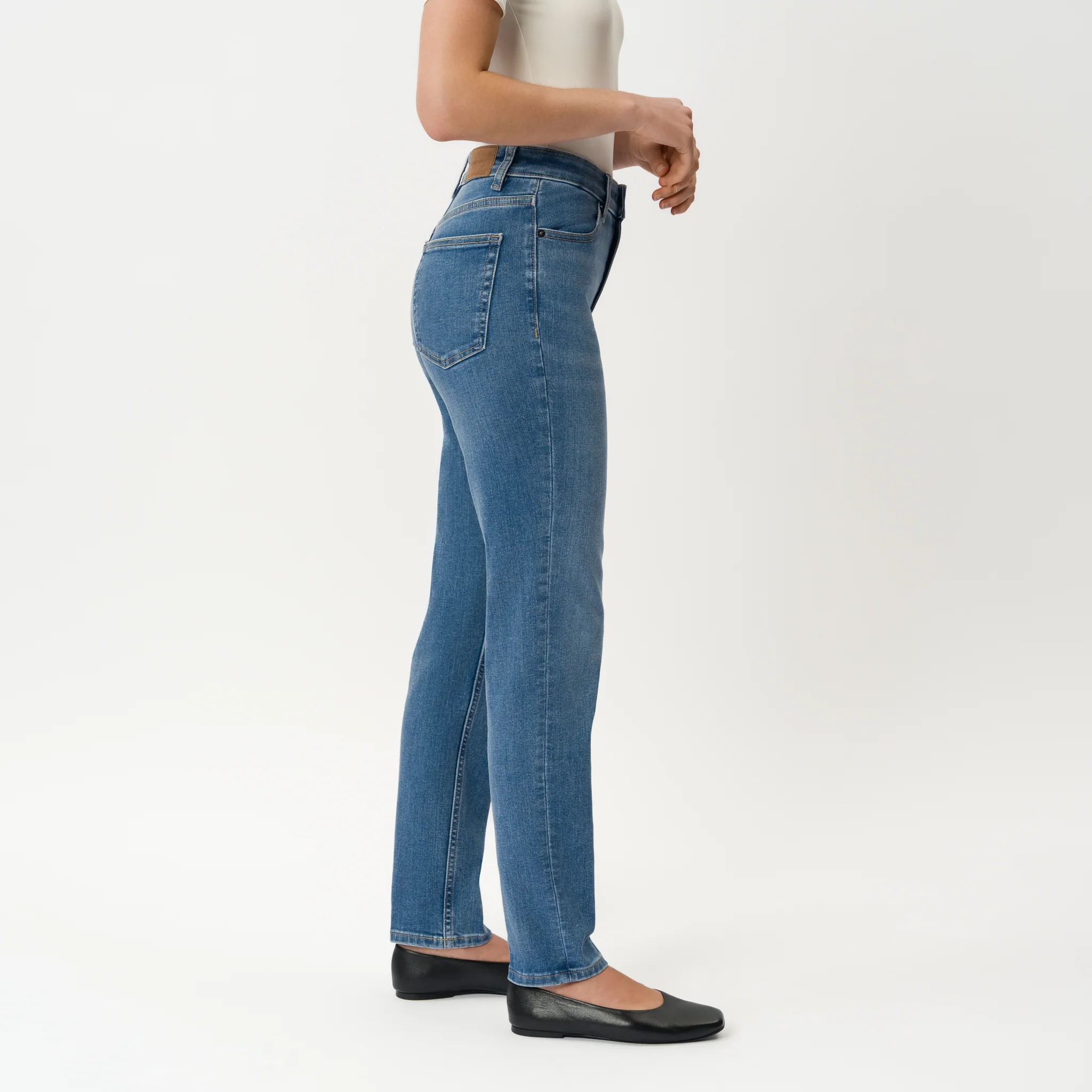 Slim ComfortDenim™ Jeans - Image 4