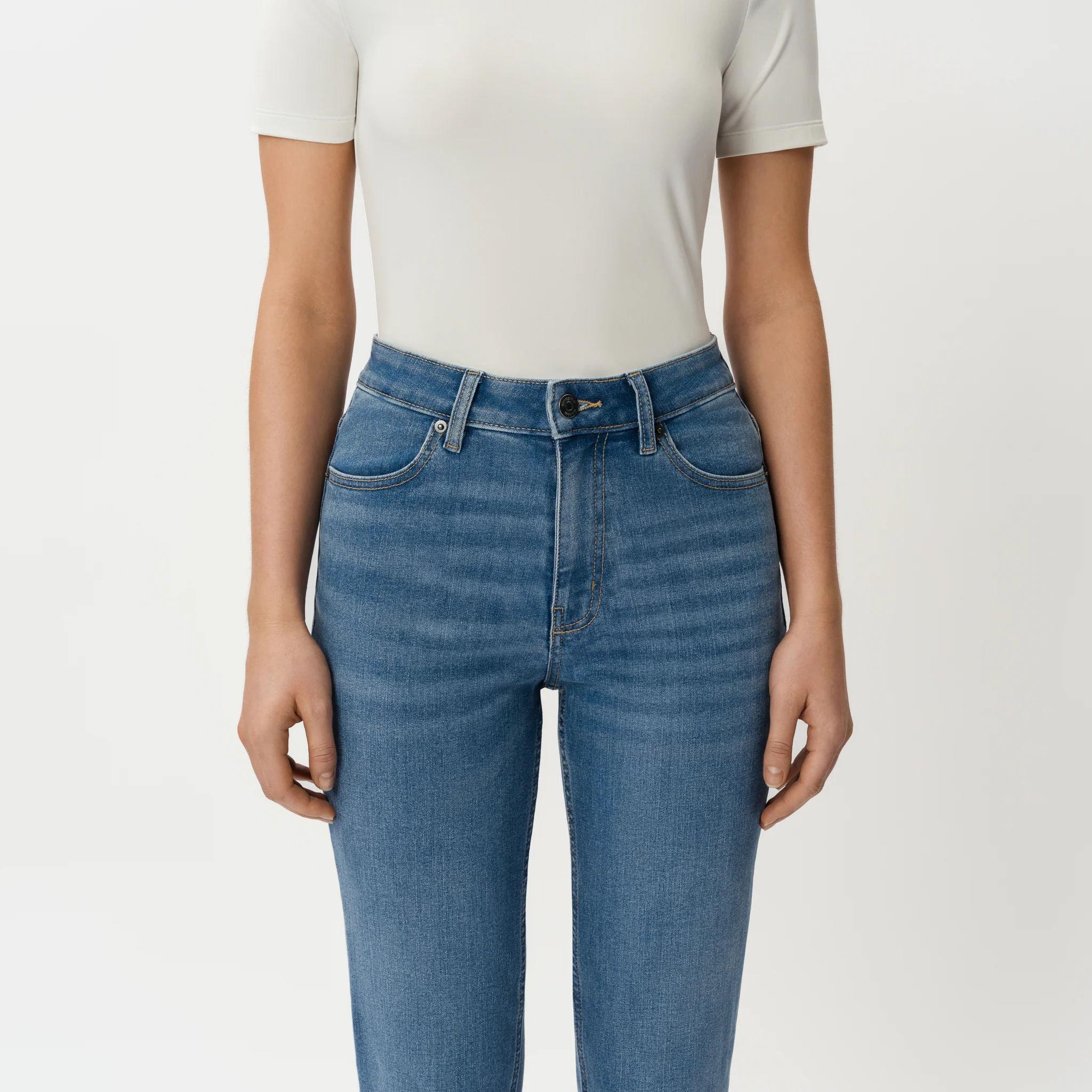 Slim ComfortDenim™ Jeans - Image 8