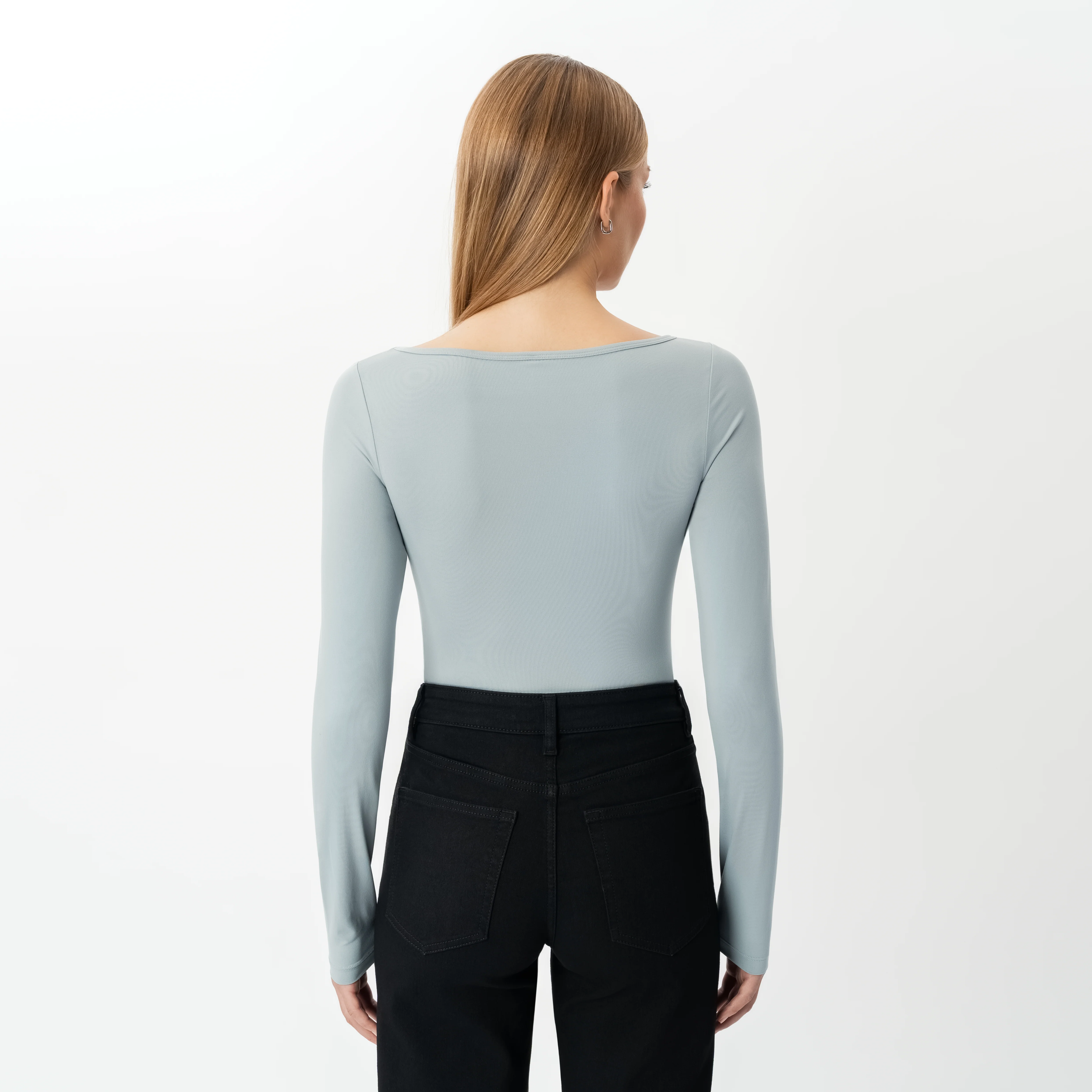 Soft Boatneck Long-sleeve - Image 4